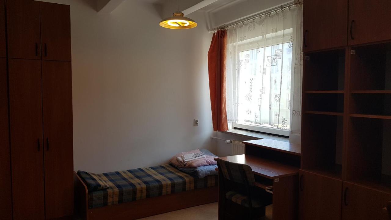 Dom Studencki Nr 11 Gdansk Brzezno Hostel Εξωτερικό φωτογραφία