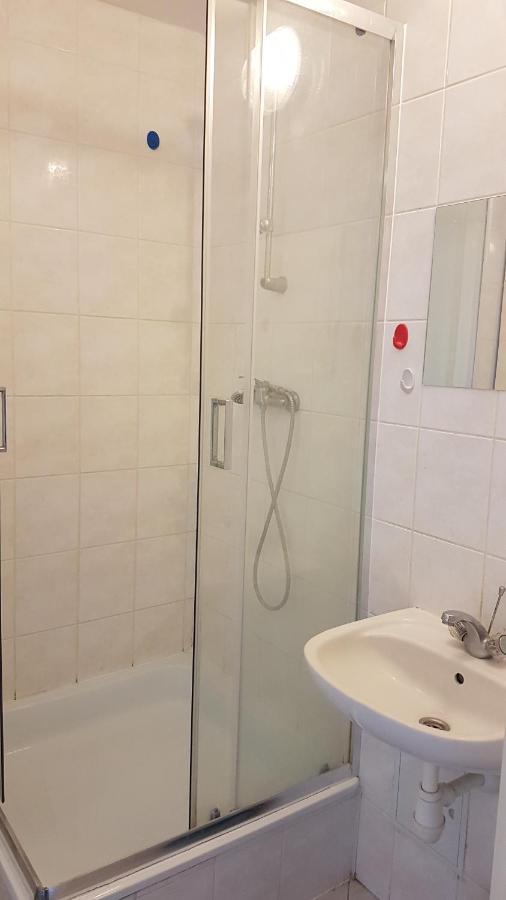 Dom Studencki Nr 11 Gdansk Brzezno Hostel Εξωτερικό φωτογραφία